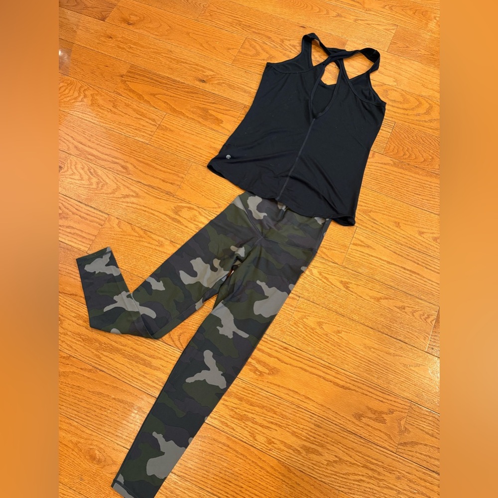 Aerie Camo Leggings and Black Strappy Tank Athleisure Gym Pilates Core - Small